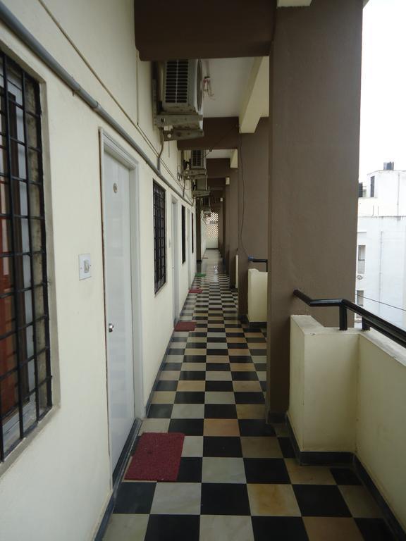 Hotel Sri Sai Comforts Bengalúr Exteriér fotografie